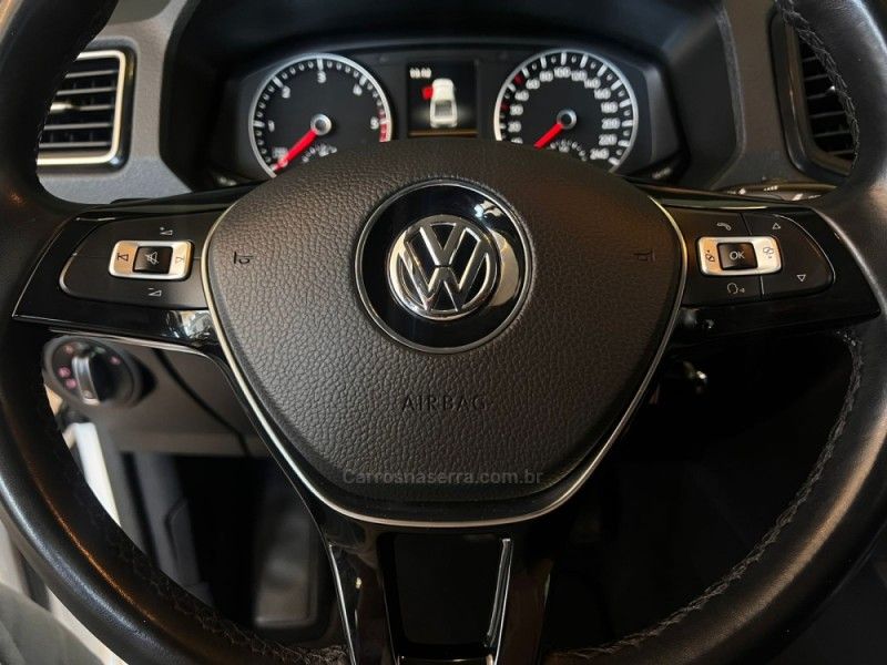 VOLKSWAGEN AMAROK 3.0 V6 TDI HIGHLINE CD 4MOTION 2022/2023 AUTOGRIF MOTORS CAMPO BOM / Carros no Vale VOLKSWAGEN AMAROK 3.0 V6 TDI HIGHLINE CD 4MOTION 2022/2023 AUTOGRIF MOTORS CAMPO BOM / Carros no Vale