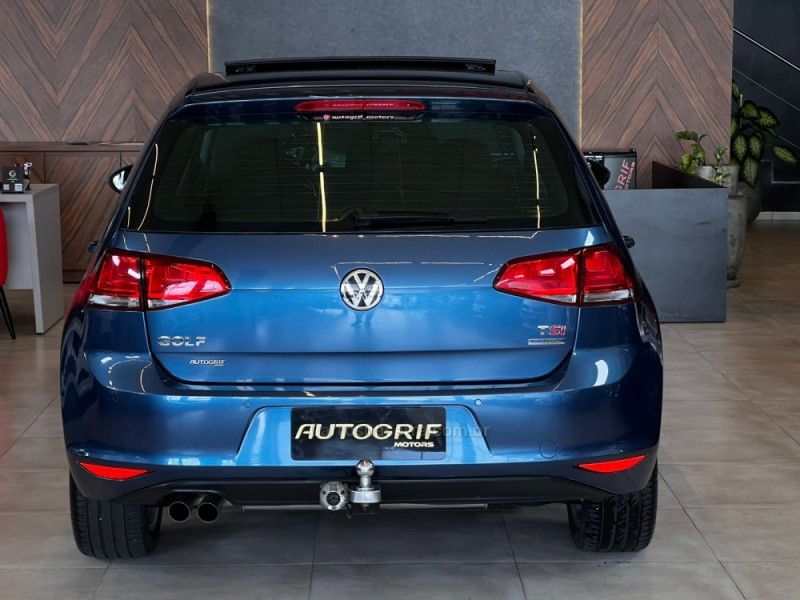 VOLKSWAGEN GOLF 1.4 TSI COMFORTLINE 16V 2014/2015 AUTOGRIF MOTORS CAMPO BOM / Carros no Vale