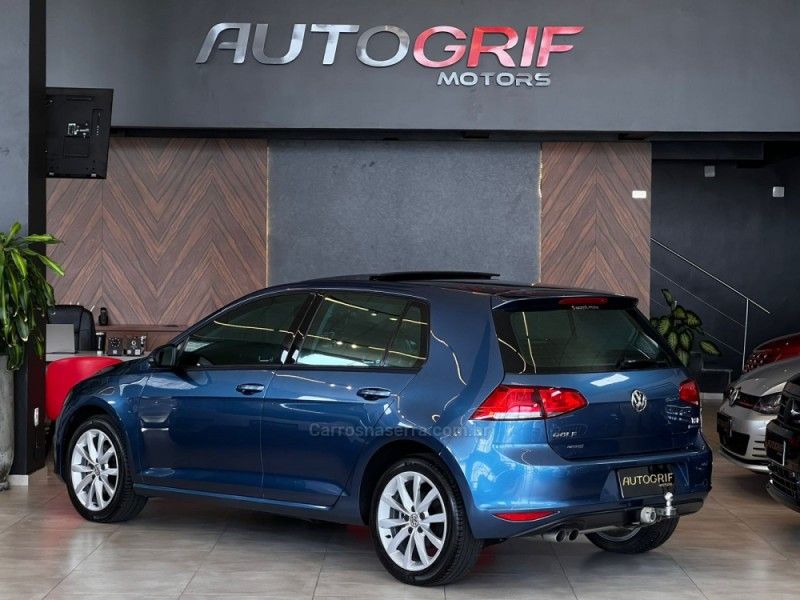 VOLKSWAGEN GOLF 1.4 TSI COMFORTLINE 16V 2014/2015 AUTOGRIF MOTORS CAMPO BOM / Carros no Vale