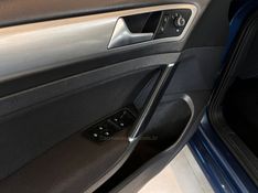 VOLKSWAGEN GOLF 1.4 TSI COMFORTLINE 16V 2014/2015 AUTOGRIF MOTORS CAMPO BOM / Carros no Vale