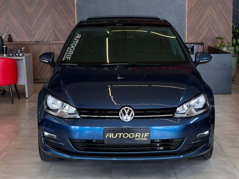 VOLKSWAGEN GOLF 1.4 TSI COMFORTLINE 16V 2014/2015 AUTOGRIF MOTORS CAMPO BOM / Carros no Vale