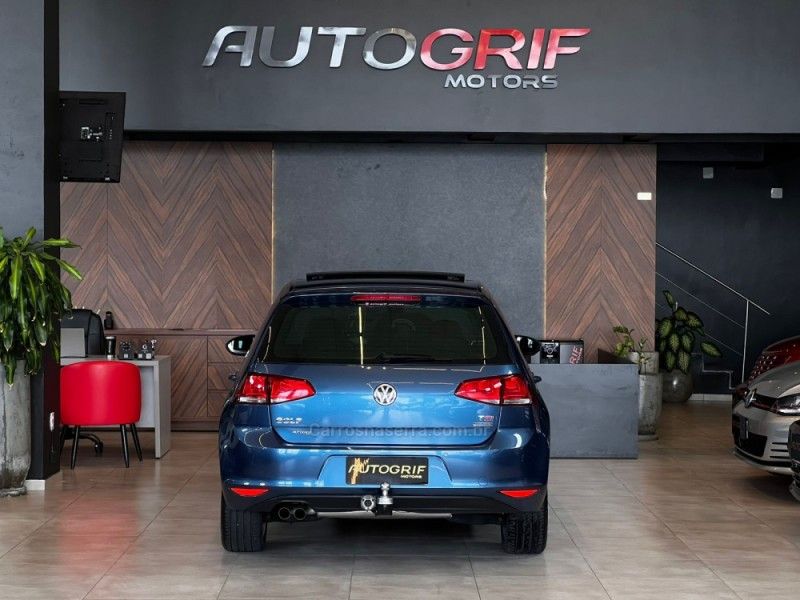 VOLKSWAGEN GOLF 1.4 TSI COMFORTLINE 16V 2014/2015 AUTOGRIF MOTORS CAMPO BOM / Carros no Vale