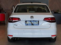 VOLKSWAGEN JETTA 1.4 16V TSI COMFORTLINE TIPTRONIC 2017/2017 AUTOGRIF MOTORS CAMPO BOM / Carros no Vale