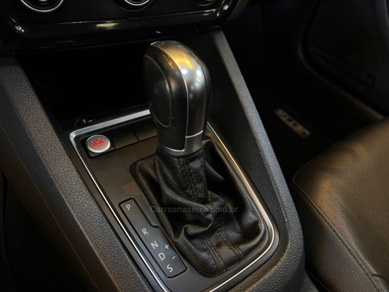 VOLKSWAGEN JETTA 1.4 16V TSI COMFORTLINE TIPTRONIC 2017/2017 AUTOGRIF MOTORS CAMPO BOM / Carros no Vale VOLKSWAGEN JETTA 1.4 16V TSI COMFORTLINE TIPTRONIC 2017/2017 AUTOGRIF MOTORS CAMPO BOM / Carros no Vale