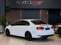 VOLKSWAGEN JETTA 2.0 COMFORTLINE TIPTRONIC 2012/2013 AUTOGRIF MOTORS CAMPO BOM / Carros no Vale