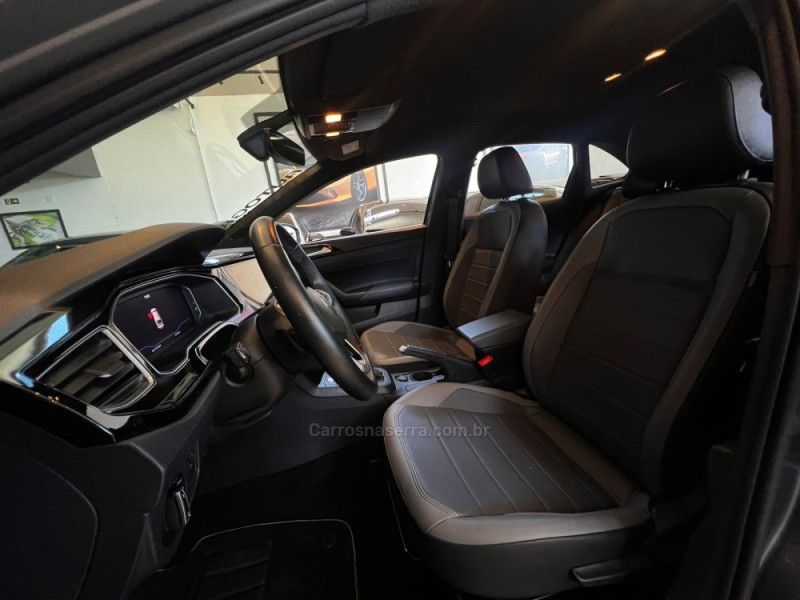 VOLKSWAGEN NIVUS 1.0 TSI HIGHLINE 2022/2023 AUTOGRIF MOTORS CAMPO BOM / Carros no Vale