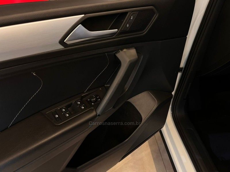 VOLKSWAGEN TIGUAN 1.4 ALLSPACE 250 TSI 2019/2019 AUTOGRIF MOTORS CAMPO BOM / Carros no Vale VOLKSWAGEN TIGUAN 1.4 ALLSPACE 250 TSI 2019/2019 AUTOGRIF MOTORS CAMPO BOM / Carros no Vale