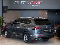 VOLKSWAGEN TIGUAN 2.0 ALLSPACE R-LINE 350 TSI 4X4 2019/2019 AUTOGRIF MOTORS CAMPO BOM / Carros no Vale