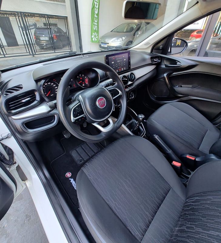 Fiat ARGO DRIVE 1.0 6V 2019/2020 RENNER AUTOMÓVEIS LAJEADO / Carros no Vale Fiat ARGO DRIVE 1.0 6V 2019/2020 RENNER AUTOMÓVEIS LAJEADO / Carros no Vale