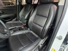 CHEVROLET TRACKER LTZ 1.8 16V 4×2 2014/2015 RENNER AUTOMÓVEIS LAJEADO / Carros no Vale