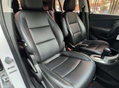 CHEVROLET TRACKER LTZ 1.8 16V 4×2 2014/2015 RENNER AUTOMÓVEIS LAJEADO / Carros no Vale