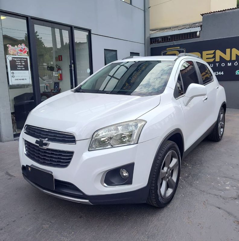 CHEVROLET TRACKER LTZ 1.8 16V 4×2 2014/2015 RENNER AUTOMÓVEIS LAJEADO / Carros no Vale