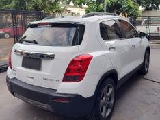 CHEVROLET TRACKER LTZ 1.8 16V 4×2 2014/2015 RENNER AUTOMÓVEIS LAJEADO / Carros no Vale
