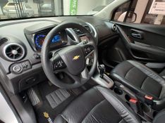 CHEVROLET TRACKER LTZ 1.8 16V 4×2 2014/2015 RENNER AUTOMÓVEIS LAJEADO / Carros no Vale