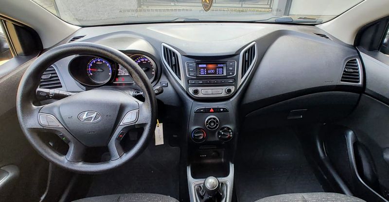 Hyundai HB20 Comf./C.Plus/C.Style 1.0 12V 2016/2017 RENNER AUTOMÓVEIS LAJEADO / Carros no Vale