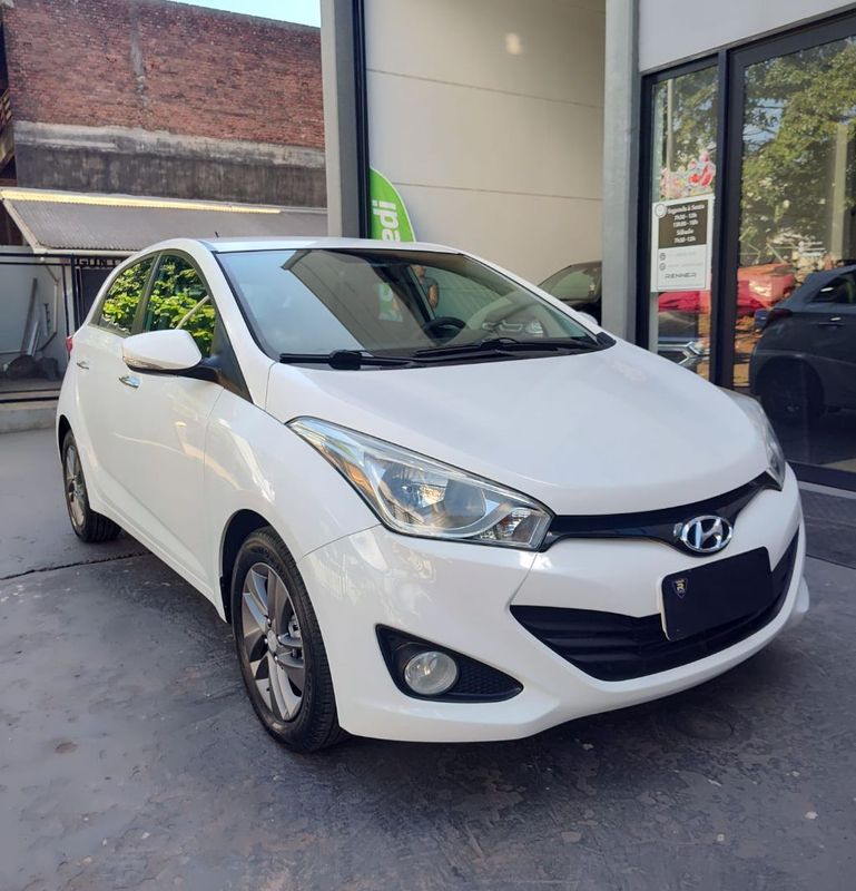 Hyundai HB20 Premium 1.6 16V Mec. 2014/2014 RENNER AUTOMÓVEIS LAJEADO / Carros no Vale