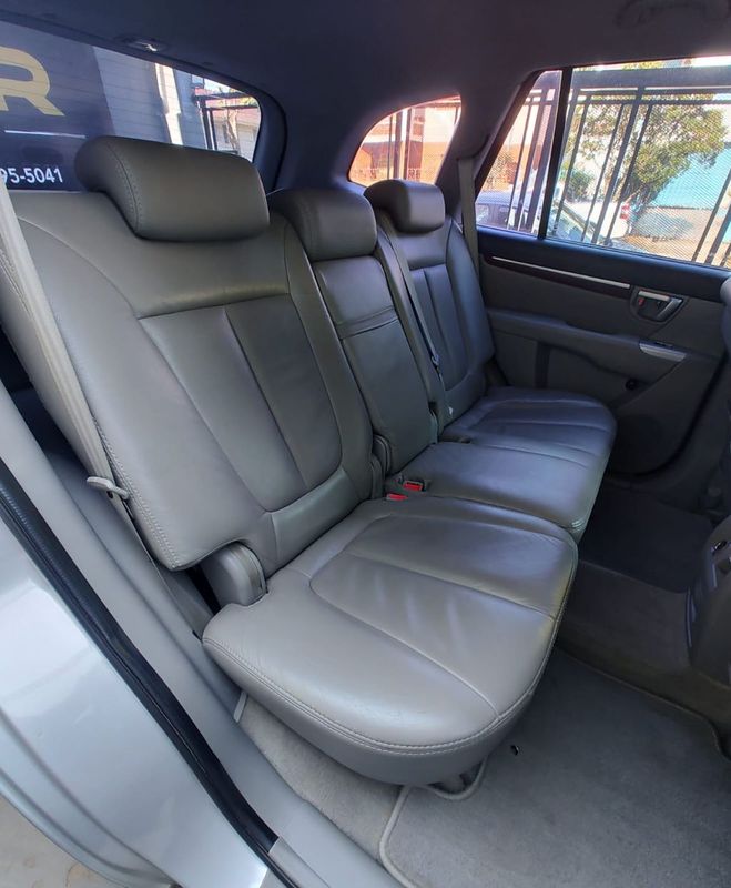 Hyundai Santa Fe GLS 2.7 V6 4x4TipTronic 2008/2008 RENNER AUTOMÓVEIS LAJEADO / Carros no Vale