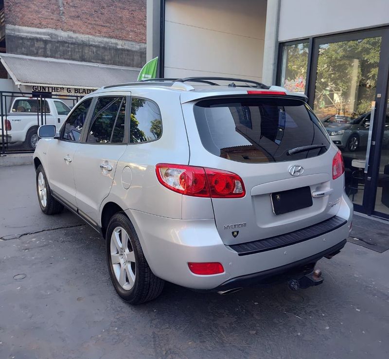 Hyundai Santa Fe GLS 2.7 V6 4x4TipTronic 2008/2008 RENNER AUTOMÓVEIS LAJEADO / Carros no Vale