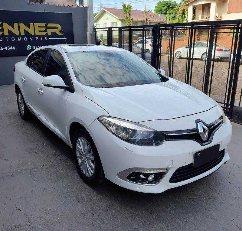 Renault FLUENCE Sedan Privilège 2.0 16V 2015/2016 RENNER AUTOMÓVEIS LAJEADO / Carros no Vale Renault FLUENCE Sedan Privilège 2.0 16V 2015/2016 RENNER AUTOMÓVEIS LAJEADO / Carros no Vale