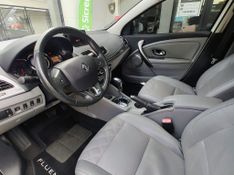 Renault FLUENCE Sedan Privilège 2.0 16V 2015/2016 RENNER AUTOMÓVEIS LAJEADO / Carros no Vale