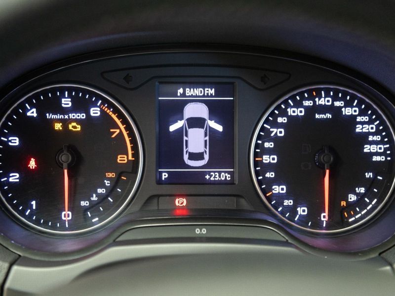 AUDI A3 1.4 TFSI SEDAN 16V S-TRONIC 2014/2015 PASTORE CAR COLLECTION BENTO GONÇALVES / Carros no Vale AUDI A3 1.4 TFSI SEDAN 16V S-TRONIC 2014/2015 PASTORE CAR COLLECTION BENTO GONÇALVES / Carros no Vale