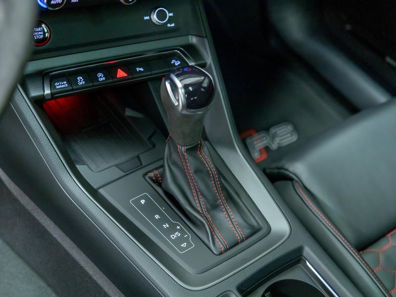 AUDI RS Q3 2.5 TFSI SPORTBACK QUATTRO S-TRONIC 2021/2022 PASTORE CAR COLLECTION BENTO GONÇALVES / Carros no Vale