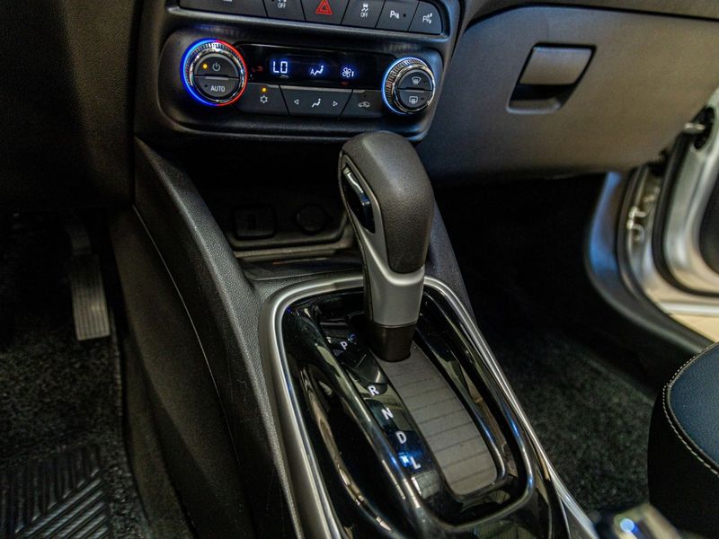 CHEVROLET TRACKER 1.2 TURBO PREMIER 2020/2021 PASTORE CAR COLLECTION BENTO GONÇALVES / Carros no Vale