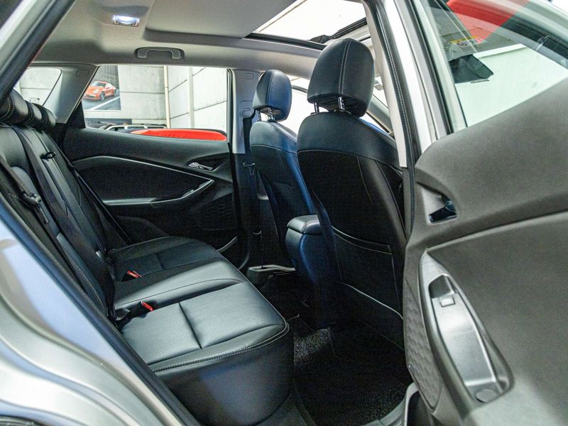 CHEVROLET TRACKER 1.2 TURBO PREMIER 2020/2021 PASTORE CAR COLLECTION BENTO GONÇALVES / Carros no Vale