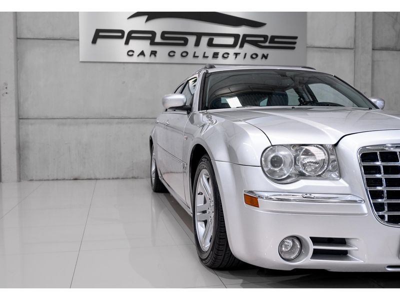 CHRYSLER 300 C 5.7 HEMI TOURING V8 16V 2005/2006 PASTORE CAR COLLECTION BENTO GONÇALVES / Carros no Vale