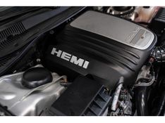 CHRYSLER 300 C 5.7 HEMI TOURING V8 16V 2005/2006 PASTORE CAR COLLECTION BENTO GONÇALVES / Carros no Vale