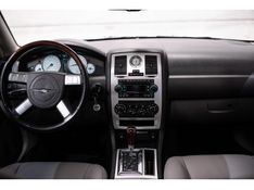 CHRYSLER 300 C 5.7 HEMI TOURING V8 16V 2005/2006 PASTORE CAR COLLECTION BENTO GONÇALVES / Carros no Vale