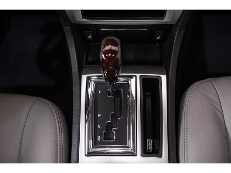 CHRYSLER 300 C 5.7 HEMI TOURING V8 16V 2005/2006 PASTORE CAR COLLECTION BENTO GONÇALVES / Carros no Vale