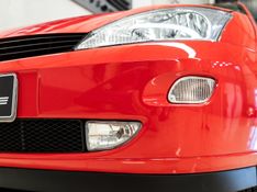 FORD FOCUS 2.0 GHIA 16V 2001/2001 PASTORE CAR COLLECTION BENTO GONÇALVES / Carros no Vale