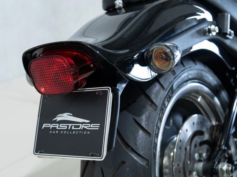 HARLEY-DAVIDSON SOFTAIL CUSTOM SOFTAIL CUSTOM 2008/2008 PASTORE CAR COLLECTION BENTO GONÇALVES / Carros no Vale HARLEY-DAVIDSON SOFTAIL CUSTOM SOFTAIL CUSTOM 2008/2008 PASTORE CAR COLLECTION BENTO GONÇALVES / Carros no Vale