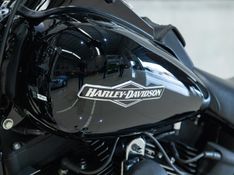 HARLEY-DAVIDSON SOFTAIL CUSTOM SOFTAIL CUSTOM 2008/2008 PASTORE CAR COLLECTION BENTO GONÇALVES / Carros no Vale