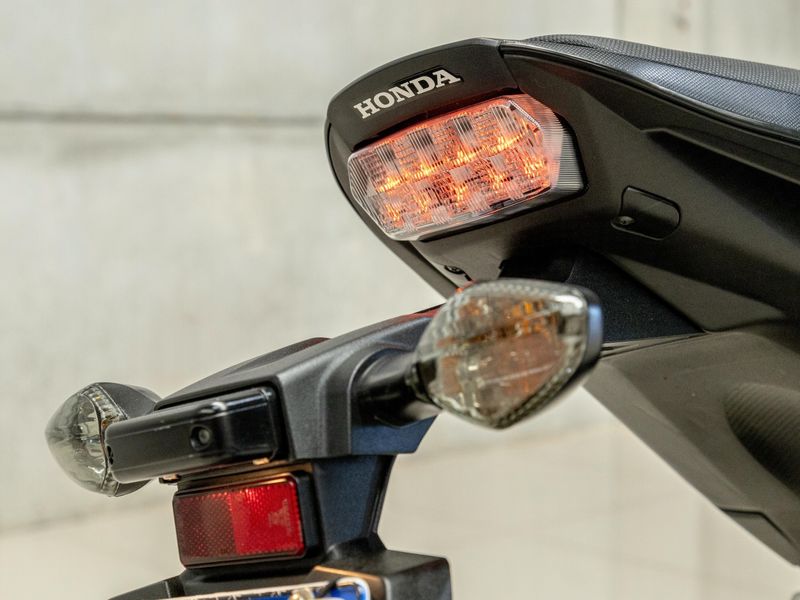 Honda Motos CB 650 F CB 650 F 2019/2019 PASTORE CAR COLLECTION BENTO GONÇALVES / Carros no Vale