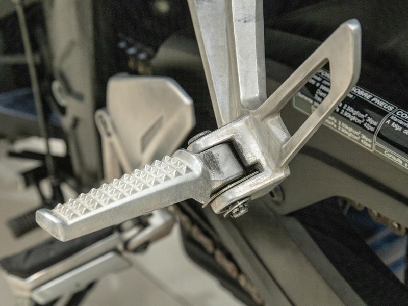 Honda Motos CB 650 F CB 650 F 2019/2019 PASTORE CAR COLLECTION BENTO GONÇALVES / Carros no Vale