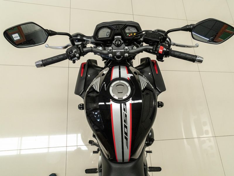 Honda Motos CB 650 F CB 650 F 2019/2019 PASTORE CAR COLLECTION BENTO GONÇALVES / Carros no Vale