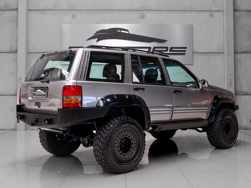 JEEP GRAND CHEROKEE 5.9 LIMITED LX 4X4 V8 16V 1998/1998 PASTORE CAR COLLECTION BENTO GONÇALVES / Carros no Vale