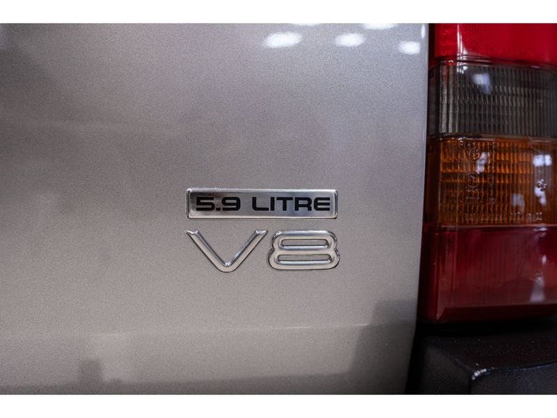 JEEP GRAND CHEROKEE 5.9 LIMITED LX 4X4 V8 16V 1998/1998 PASTORE CAR COLLECTION BENTO GONÇALVES / Carros no Vale