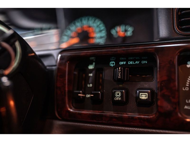 JEEP GRAND CHEROKEE 5.9 LIMITED LX 4X4 V8 16V 1998/1998 PASTORE CAR COLLECTION BENTO GONÇALVES / Carros no Vale