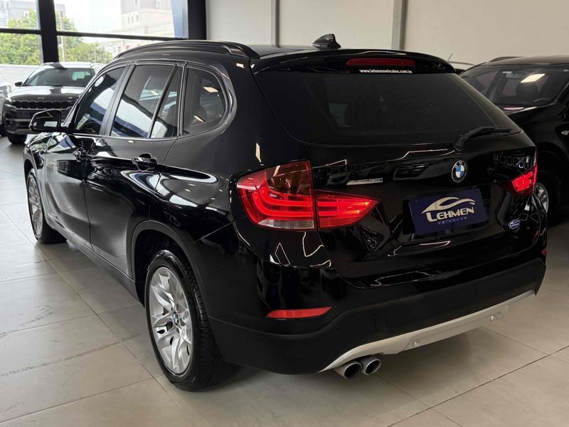 BMW X1 2.0 16V TURBO ACTIVEFLEX SDRIVE20I X-LINE 2015/2015 LEHMEN VEÍCULOS VENÂNCIO AIRES / Carros no Vale