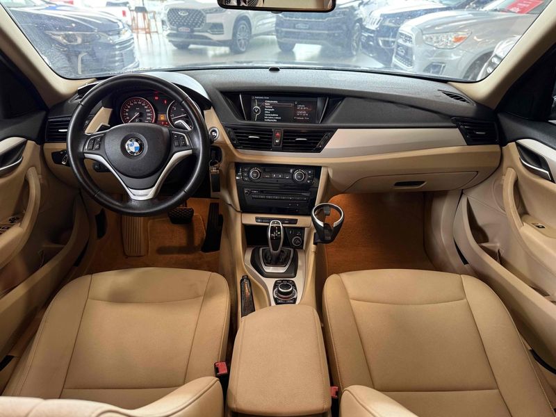 BMW X1 2.0 16V TURBO ACTIVEFLEX SDRIVE20I X-LINE 2015/2015 LEHMEN VEÍCULOS VENÂNCIO AIRES / Carros no Vale