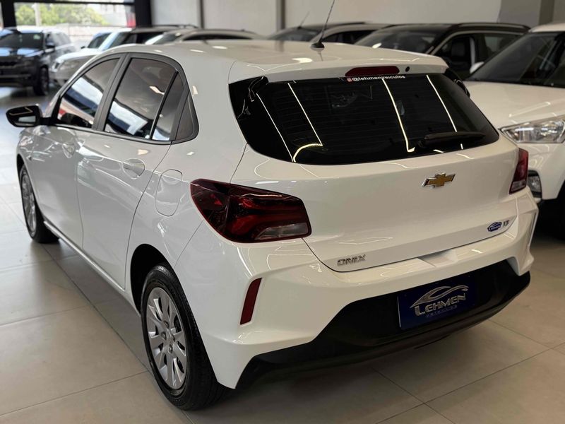 CHEVROLET ONIX 1.0 LT 2022/2023 LEHMEN VEÍCULOS VENÂNCIO AIRES / Carros no Vale