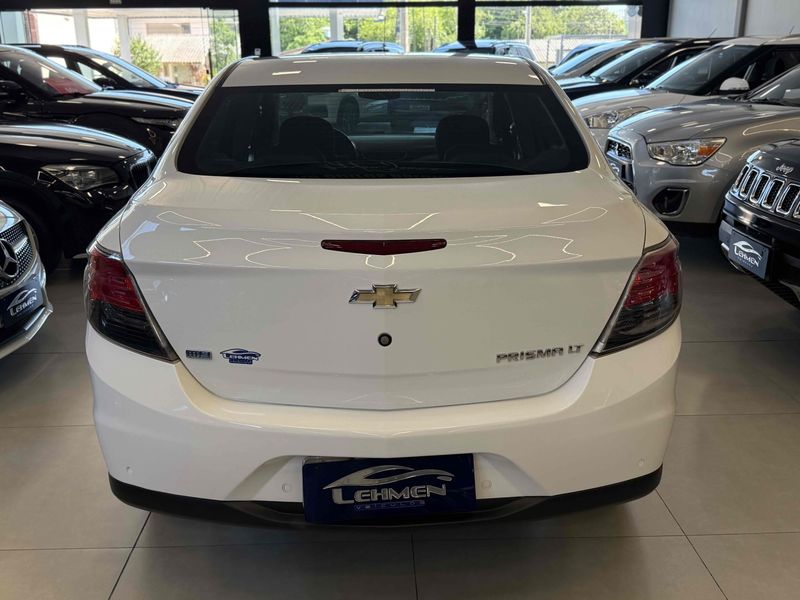CHEVROLET PRISMA 1.4 MPFI LT 8V 2013/2014 LEHMEN VEÍCULOS VENÂNCIO AIRES / Carros no Vale