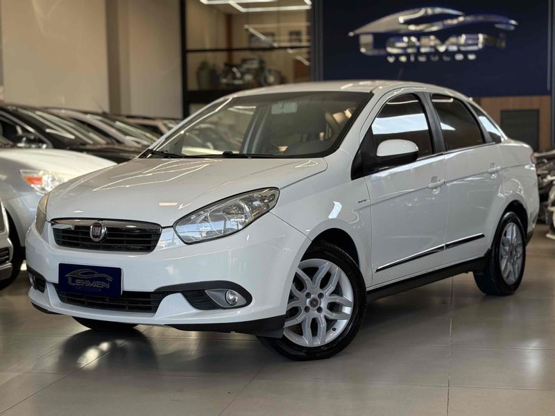 FIAT GRAND SIENA 1.6 MPI ESSENCE 16V AUTOMATIZADO 2013/2013 LEHMEN VEÍCULOS VENÂNCIO AIRES / Carros no Vale