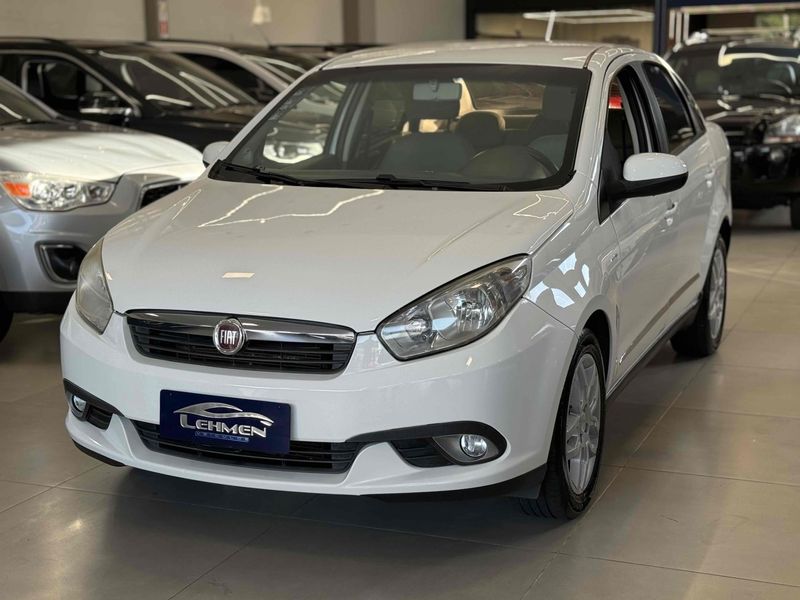 FIAT GRAND SIENA 1.6 MPI ESSENCE 16V AUTOMATIZADO 2013/2013 LEHMEN VEÍCULOS VENÂNCIO AIRES / Carros no Vale