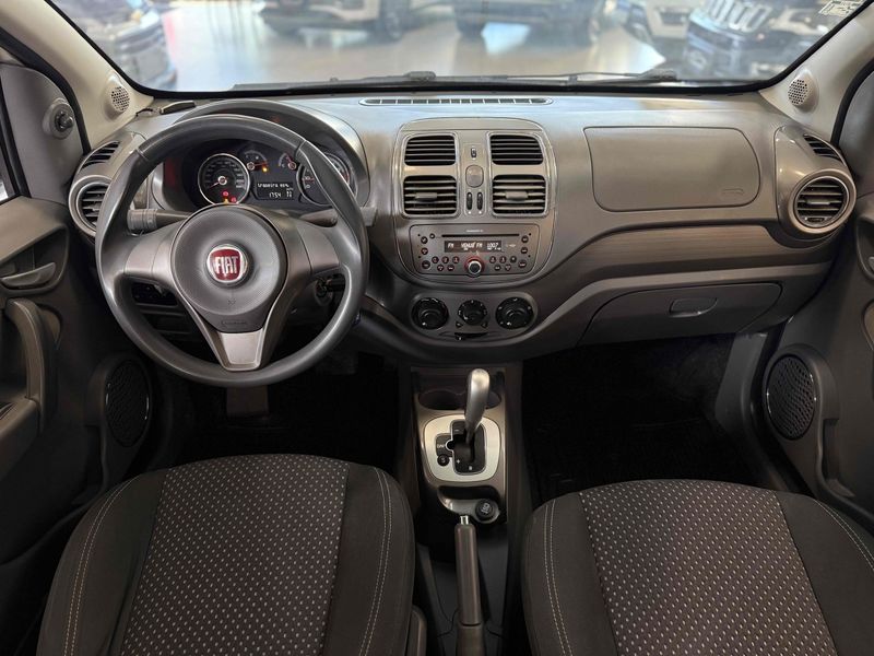 FIAT GRAND SIENA 1.6 MPI ESSENCE 16V AUTOMATIZADO 2013/2013 LEHMEN VEÍCULOS VENÂNCIO AIRES / Carros no Vale