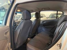 FIAT PALIO 1.4 MPI ATTRACTIVE 8V 2015/2016 LEHMEN VEÍCULOS VENÂNCIO AIRES / Carros no Vale