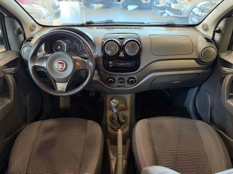 FIAT PALIO 1.4 MPI ATTRACTIVE 8V 2015/2016 LEHMEN VEÍCULOS VENÂNCIO AIRES / Carros no Vale FIAT PALIO 1.4 MPI ATTRACTIVE 8V 2015/2016 LEHMEN VEÍCULOS VENÂNCIO AIRES / Carros no Vale